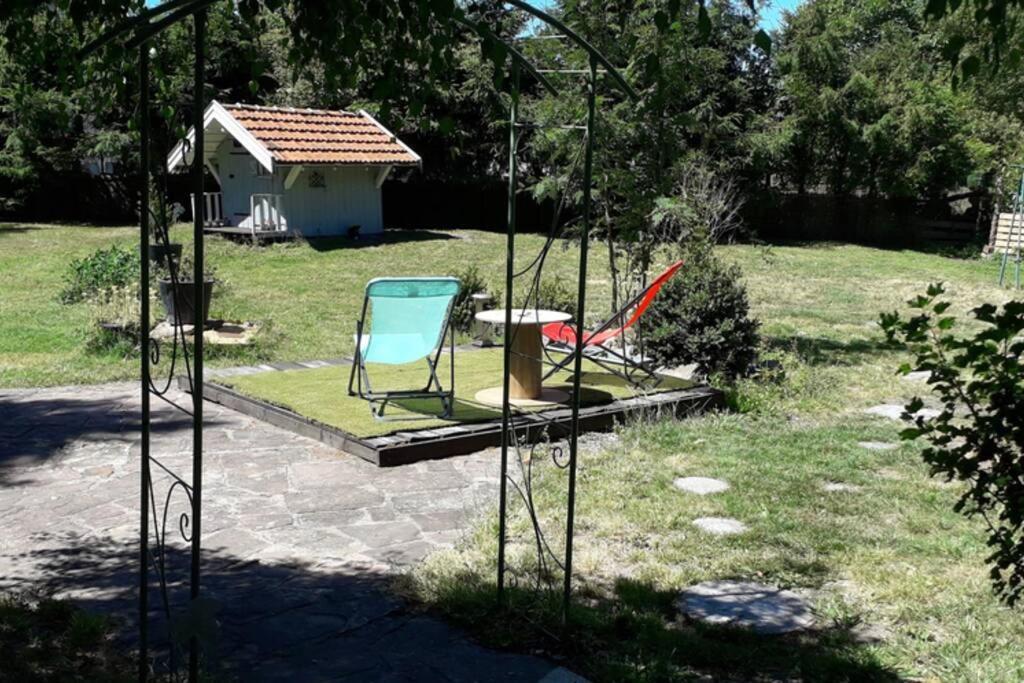 Gites, Les Jonquilles, Le Sagard Et Bungalow Les Brimbelles, Nature Et Detente La Houssiere Exterior foto